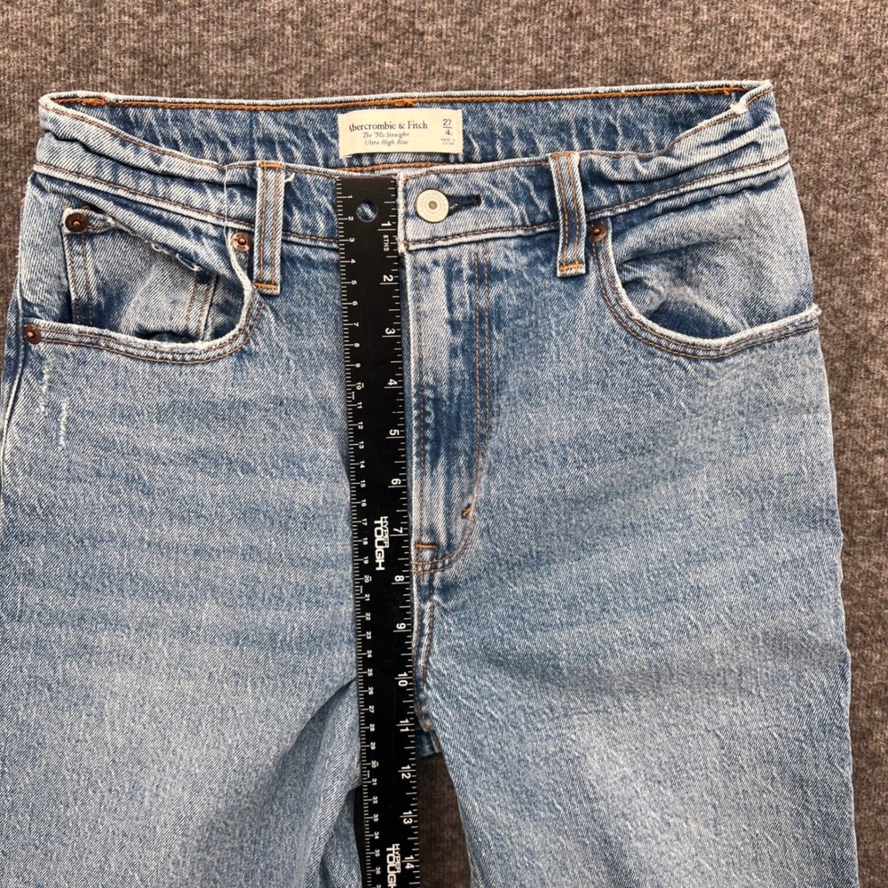 Abercrombie & Fitch The 90s Straight Crop Ultra High Rise Light Wash Jeans 27 4S - Picture 11 of 13